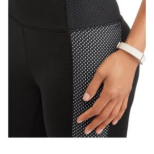 Women’s workout capris